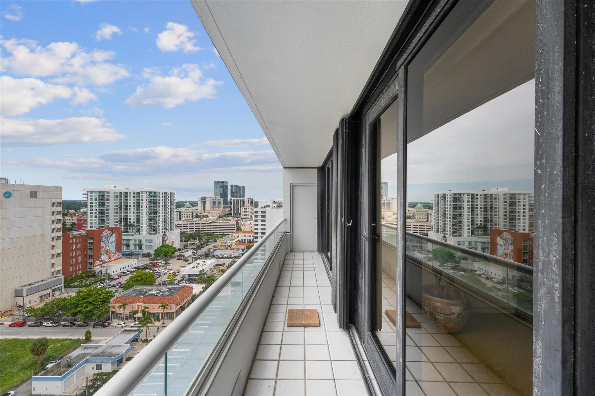 PLAZA OF THE PALM BEACHES - Residential