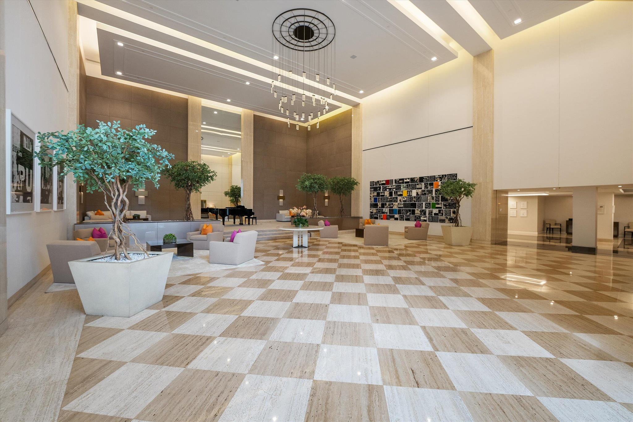 525 S Flagler Drive 19b