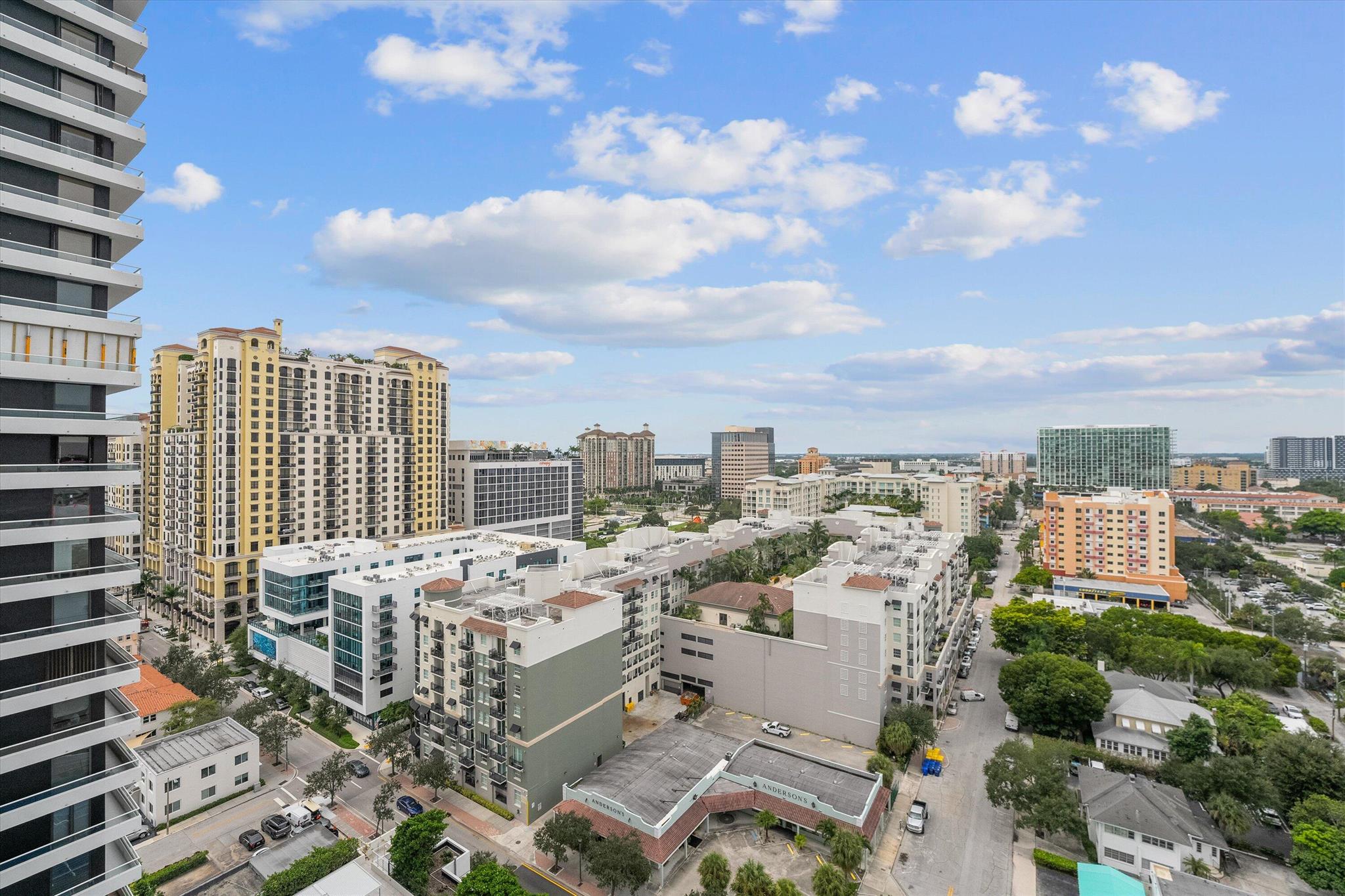 PLAZA OF THE PALM BEACHES - Residential