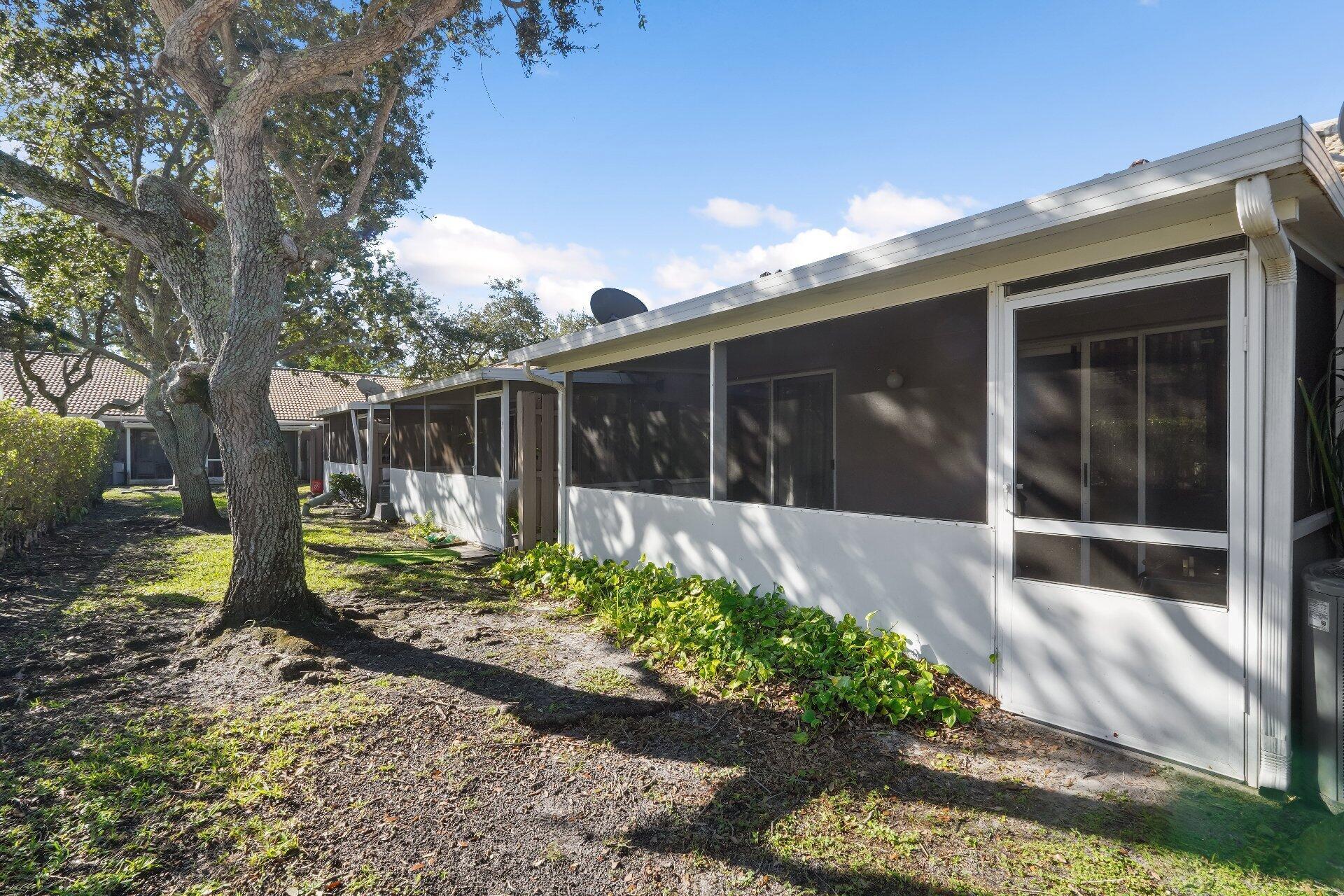 Holiday Springs - Residential