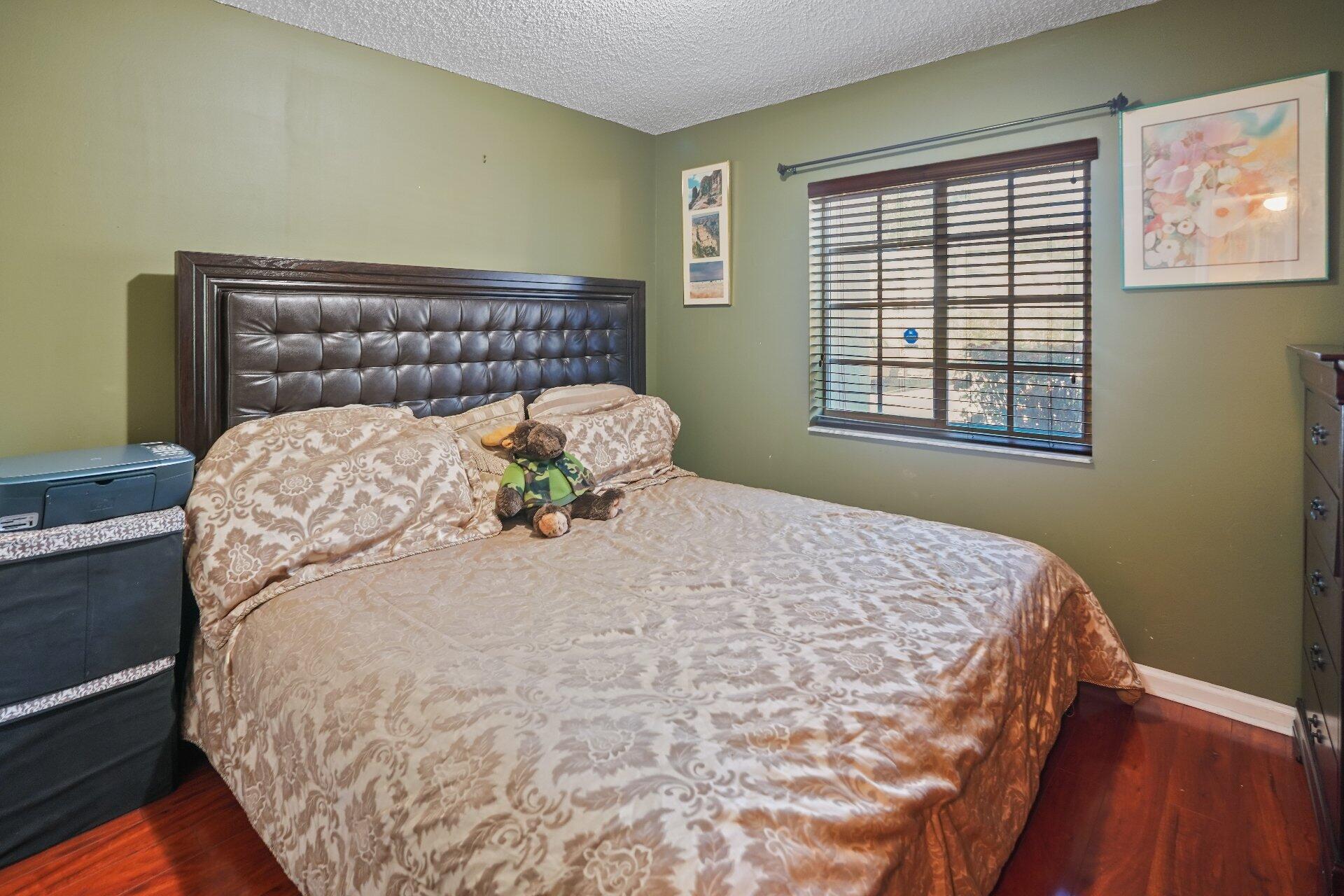 Holiday Springs - Residential