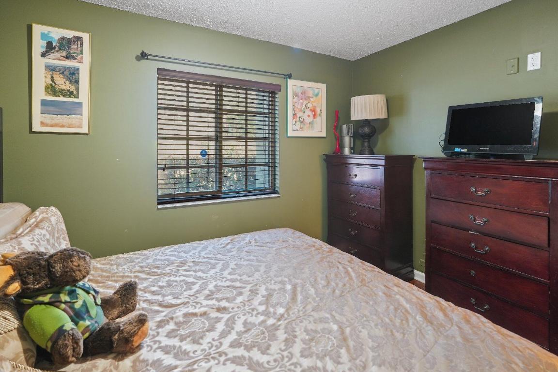 Holiday Springs - Residential