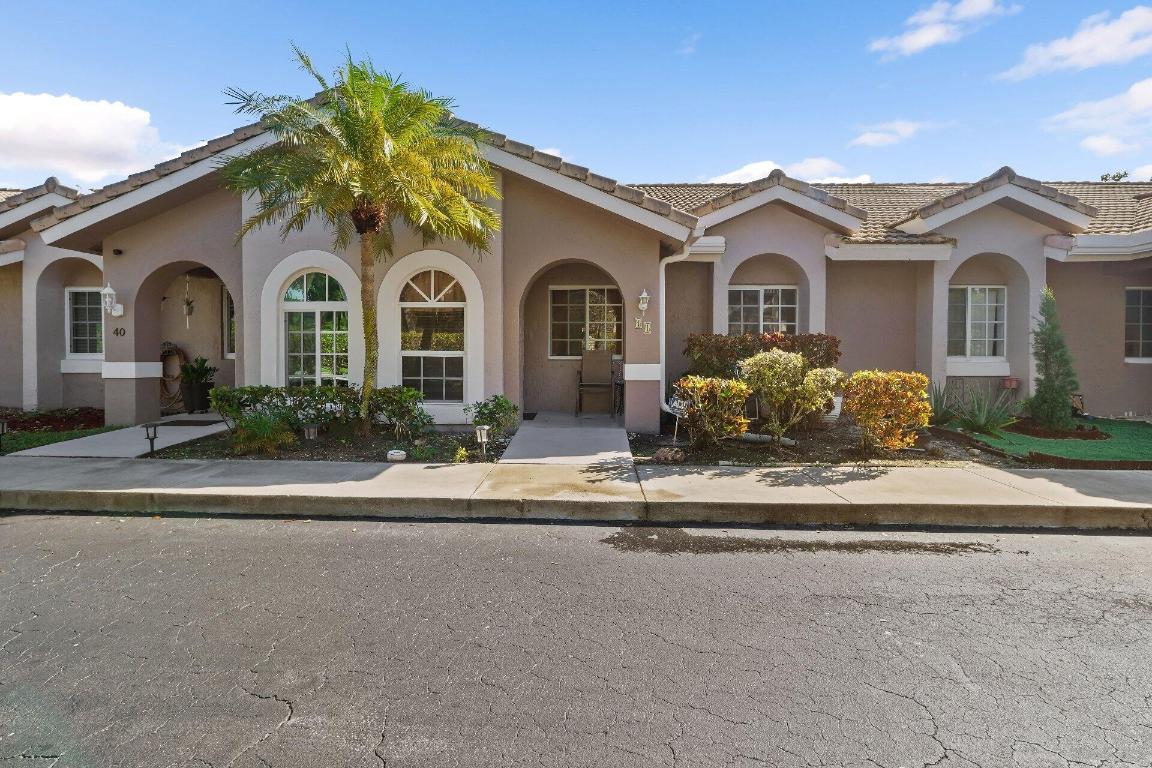 Holiday Springs - Residential