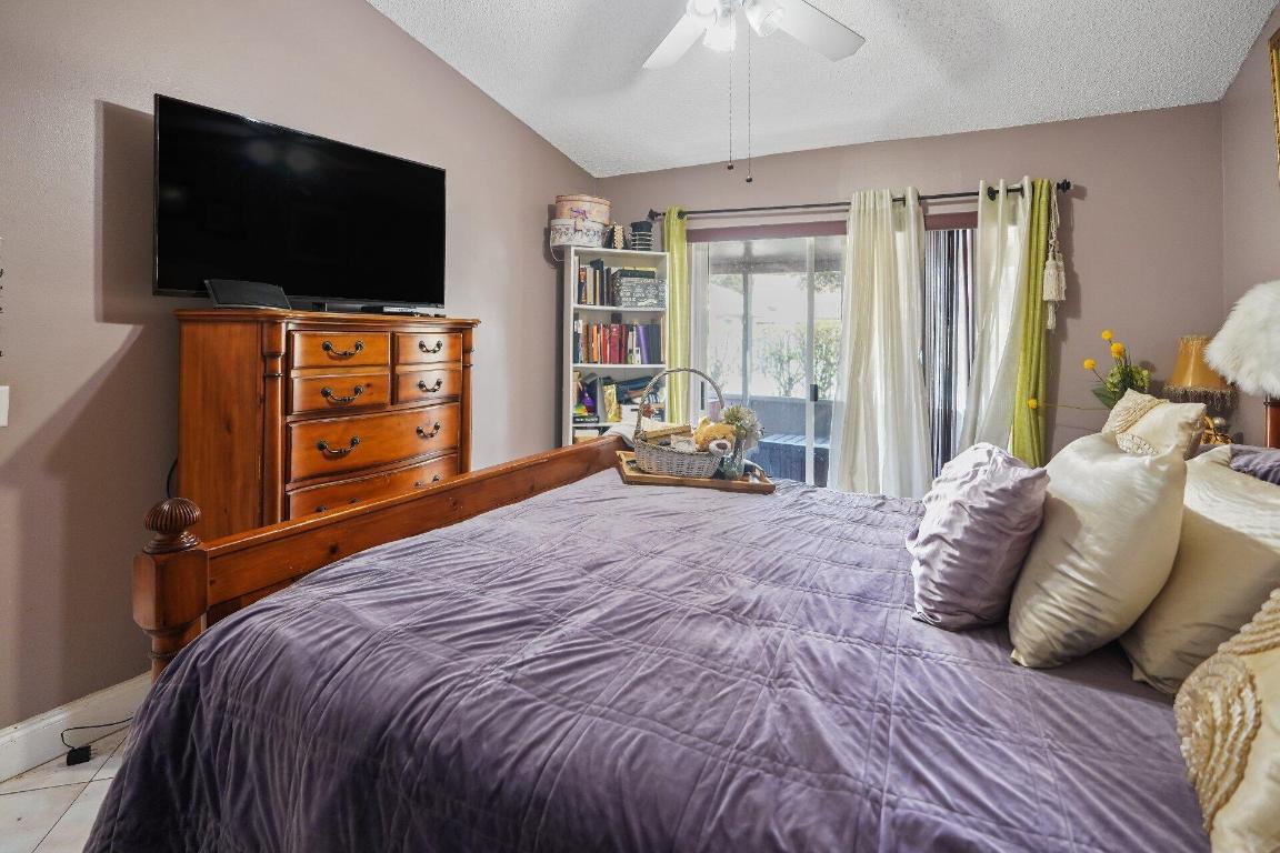 Holiday Springs - Residential