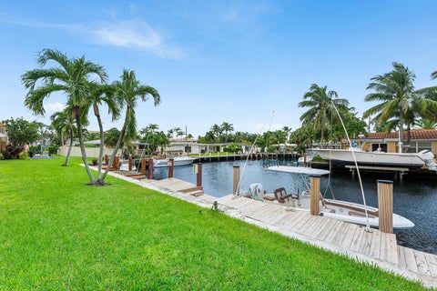 Photo of 301 E MCNAB Road #113, Pompano Beach, FL 33060 (MLS # B26085546)