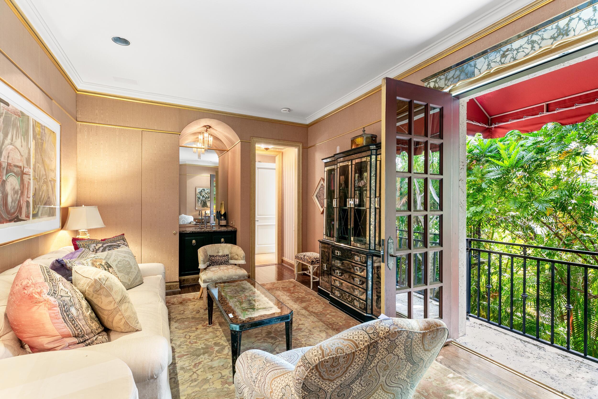 ROYAL PARK - Residential