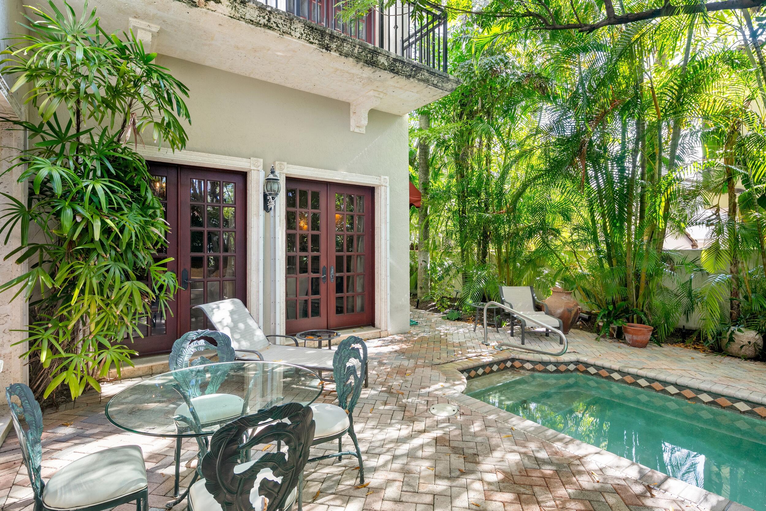 ROYAL PARK - Residential