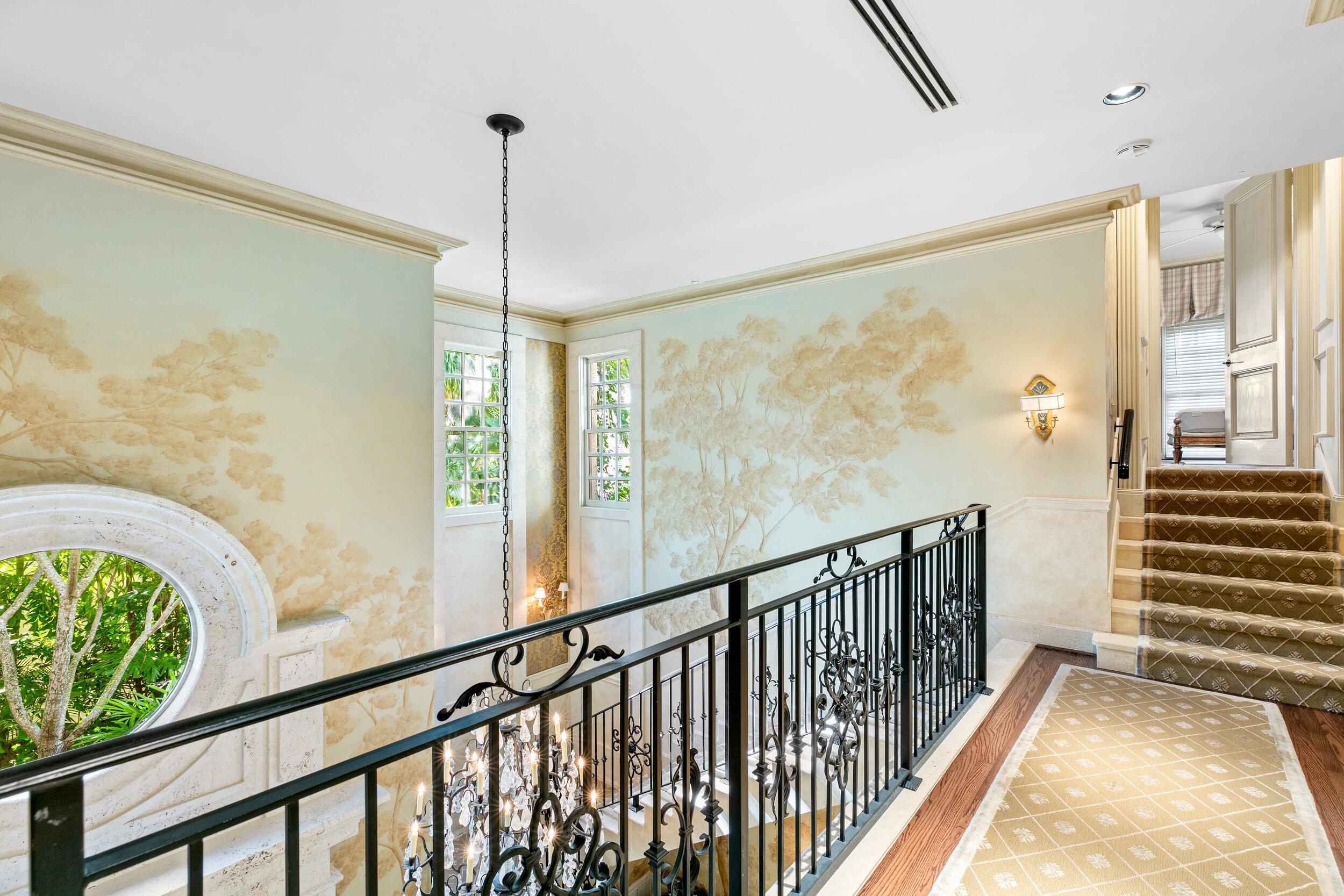 ROYAL PARK - Residential