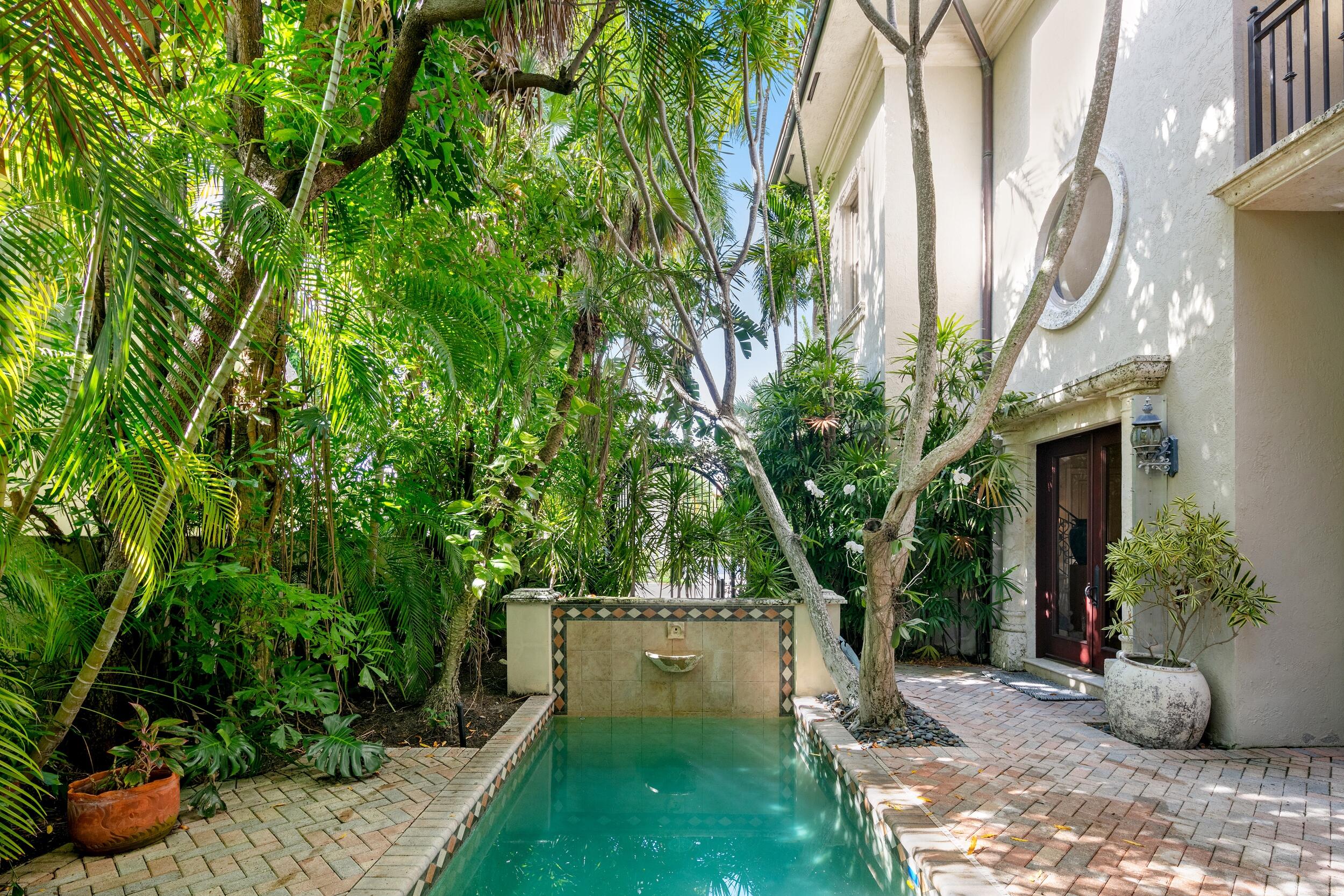 ROYAL PARK - Residential