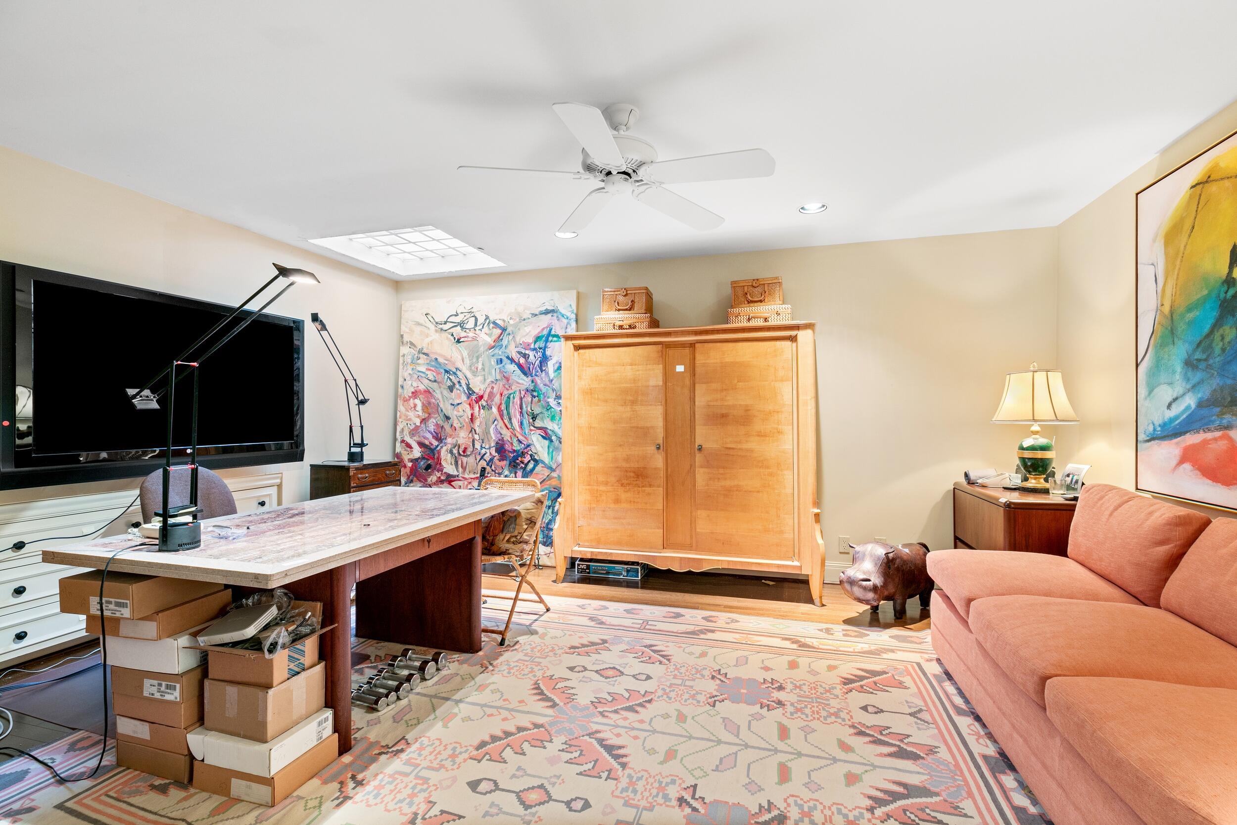 ROYAL PARK - Residential