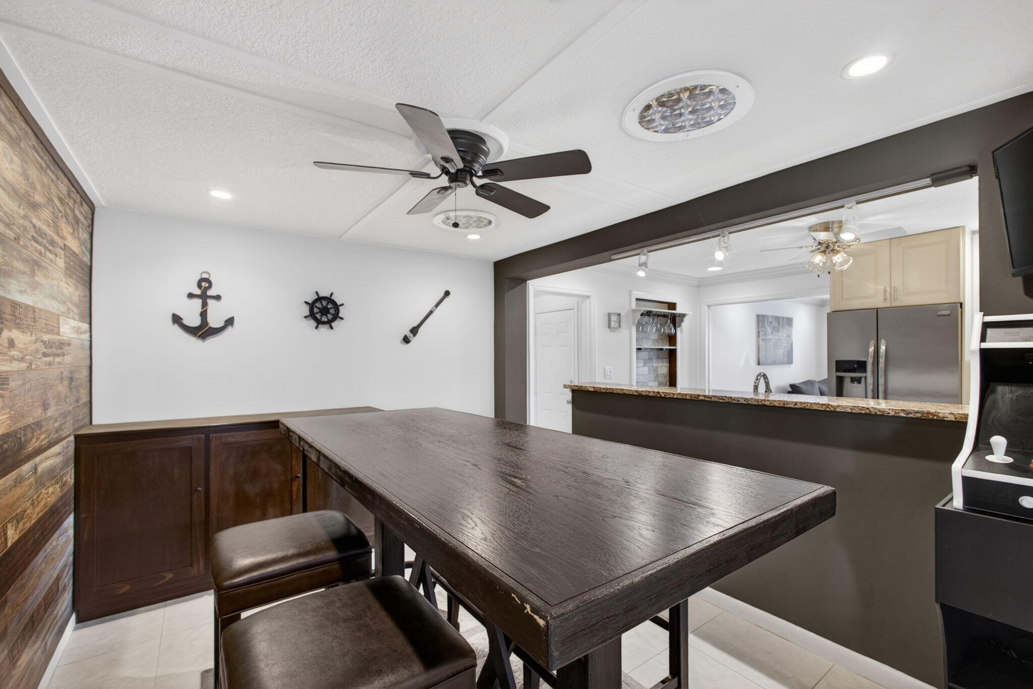 PLEASANT RIDGE - Residential