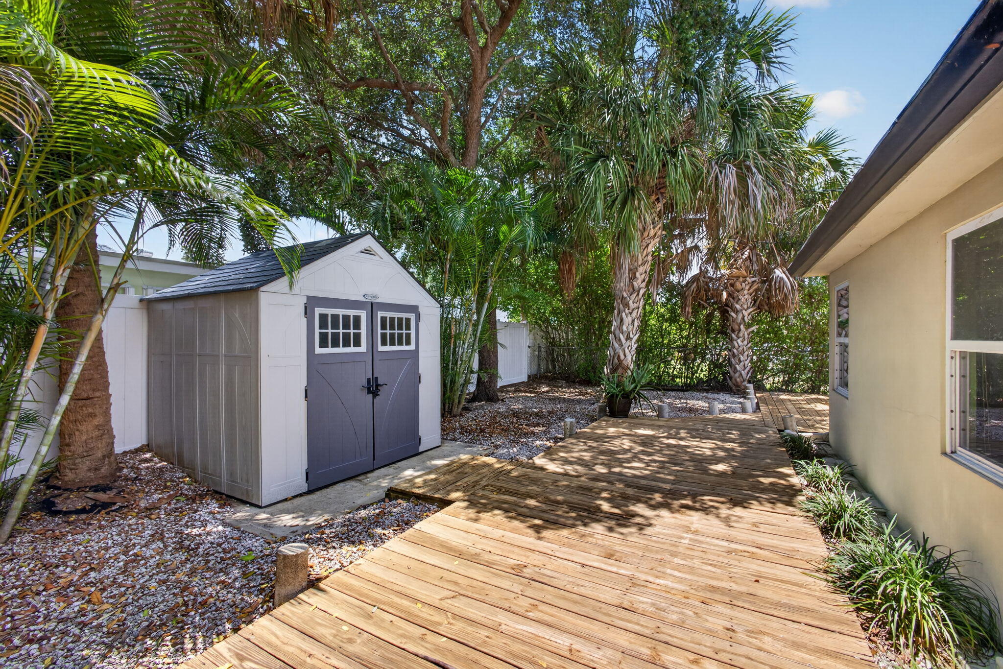 PLEASANT RIDGE - Residential