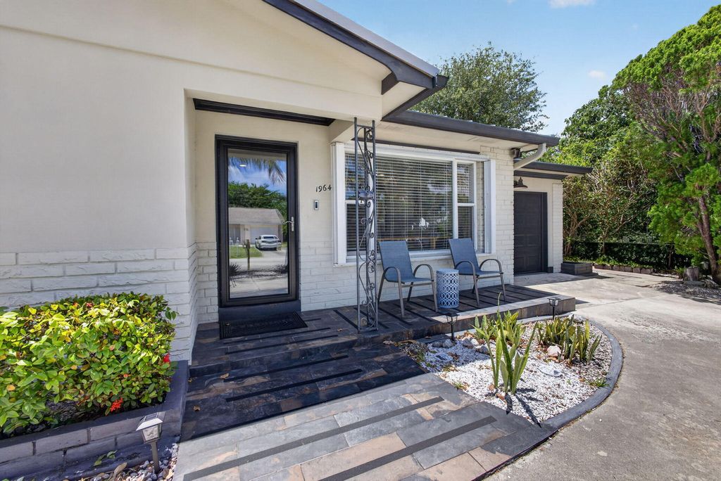 Photo of 1964 Circle Drive, North Palm Beach, FL 33408 (MLS # B26031473)