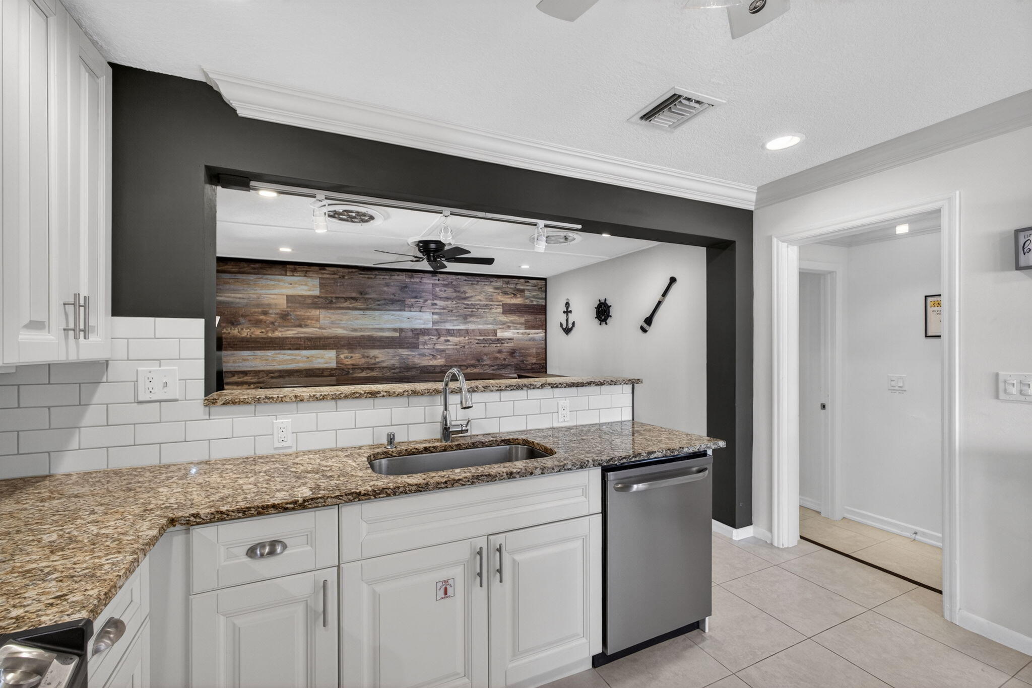 PLEASANT RIDGE - Residential