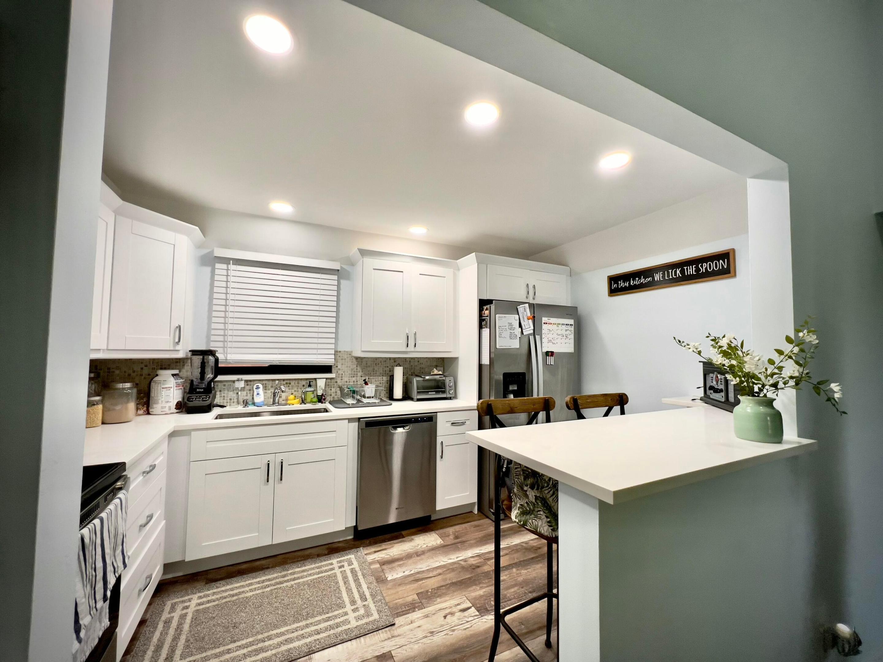 VILLA VALENCIA CONDO - Residential