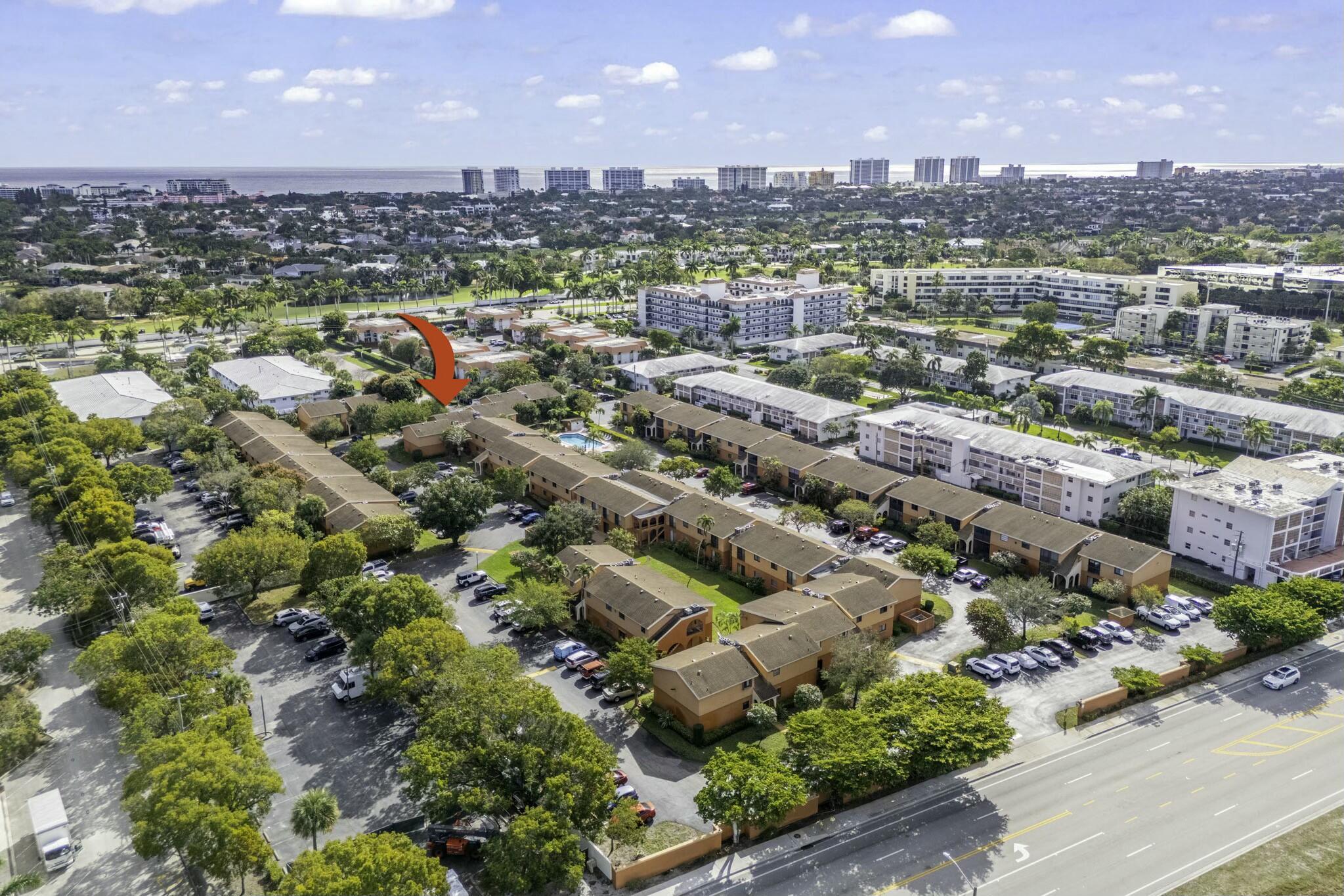 VILLA VALENCIA CONDO - Residential