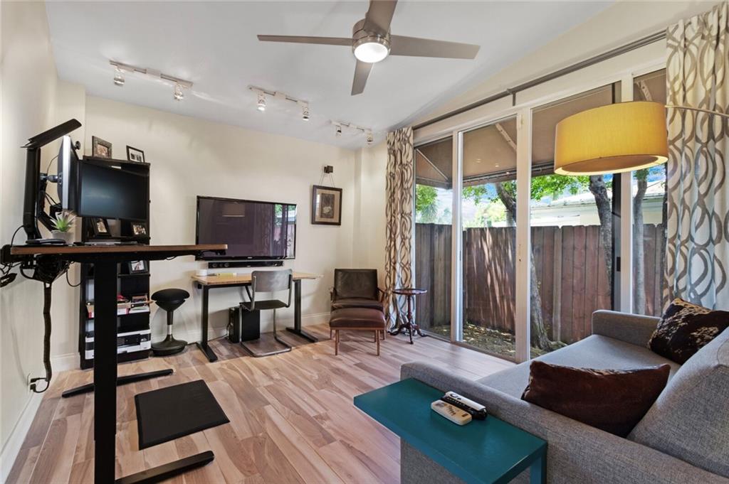 MIDDLE RIVER ESTATES - Residential