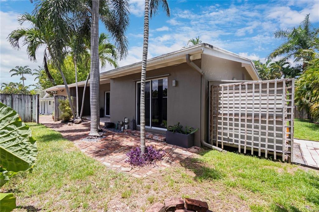 MIDDLE RIVER ESTATES - Residential