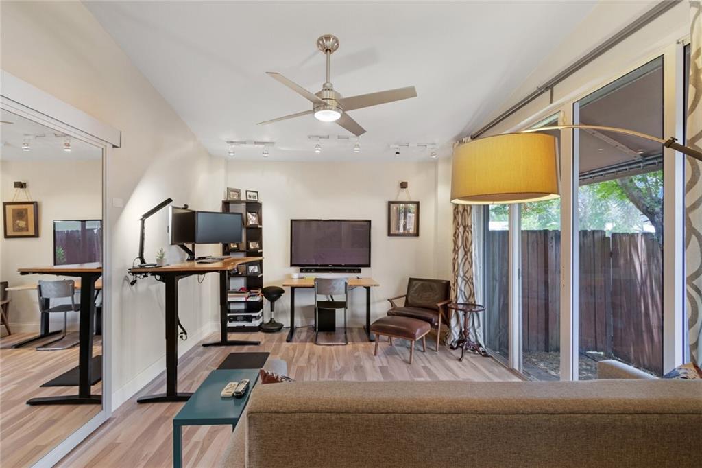 MIDDLE RIVER ESTATES - Residential