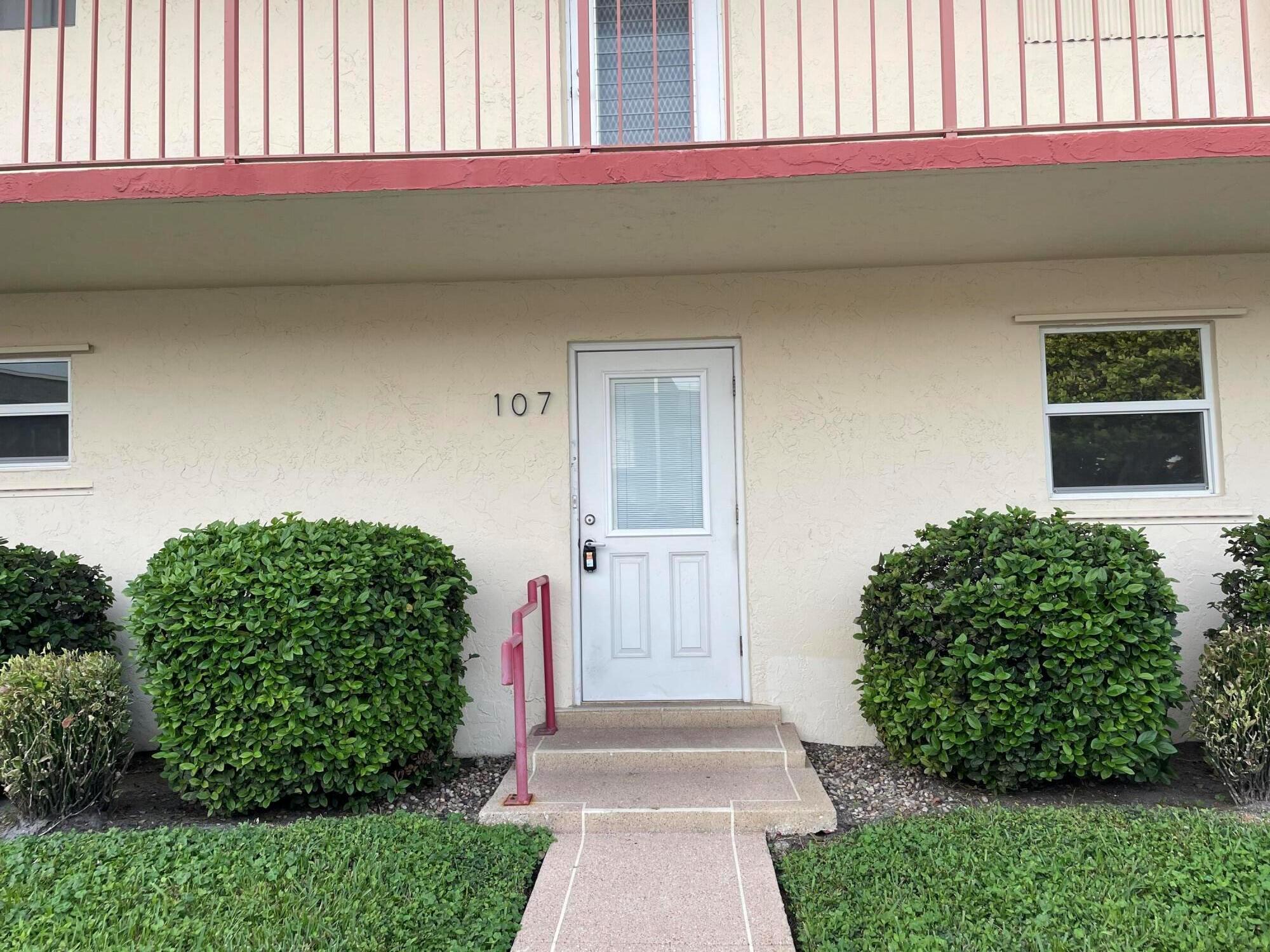 This oversized, ground floor unit is a rare find. Freshly painted and ready to move in! This spacious unit features a large, eat in kitchen, central air conditioning and 1.5 bathrooms. The large bedroom features a dressing room, walk in closet and a full. bath with a walk in shower. This unit has a wonderful floor plan with access to the long, enclosed lanai from both the bedroom and the living room. Electric hurricane shutters for your protection. Convenient location - a Short Distance to the Main Clubhouse and Hastings Fitness Center. Park right outside your door.