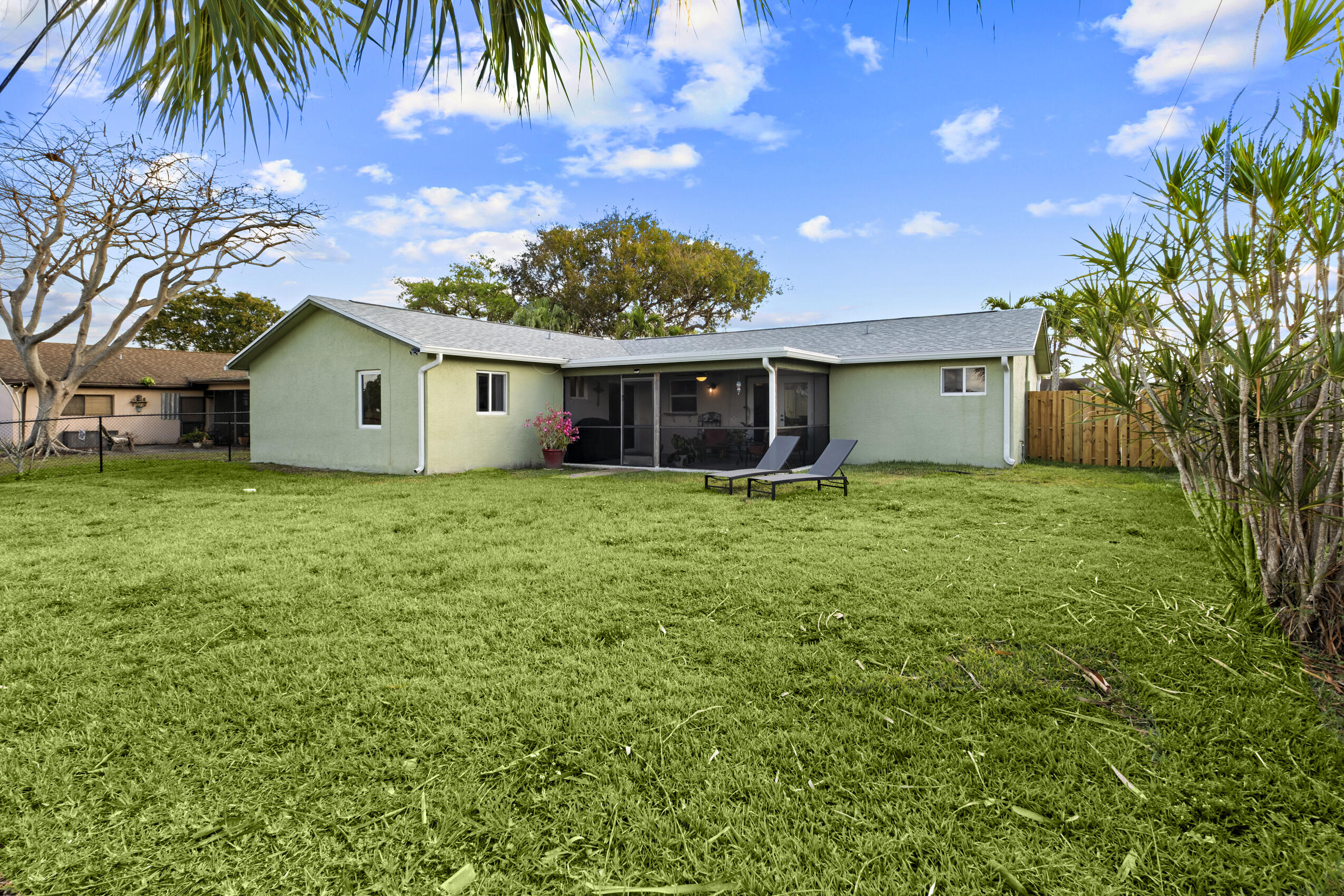 WILLOW CREEK - Residential