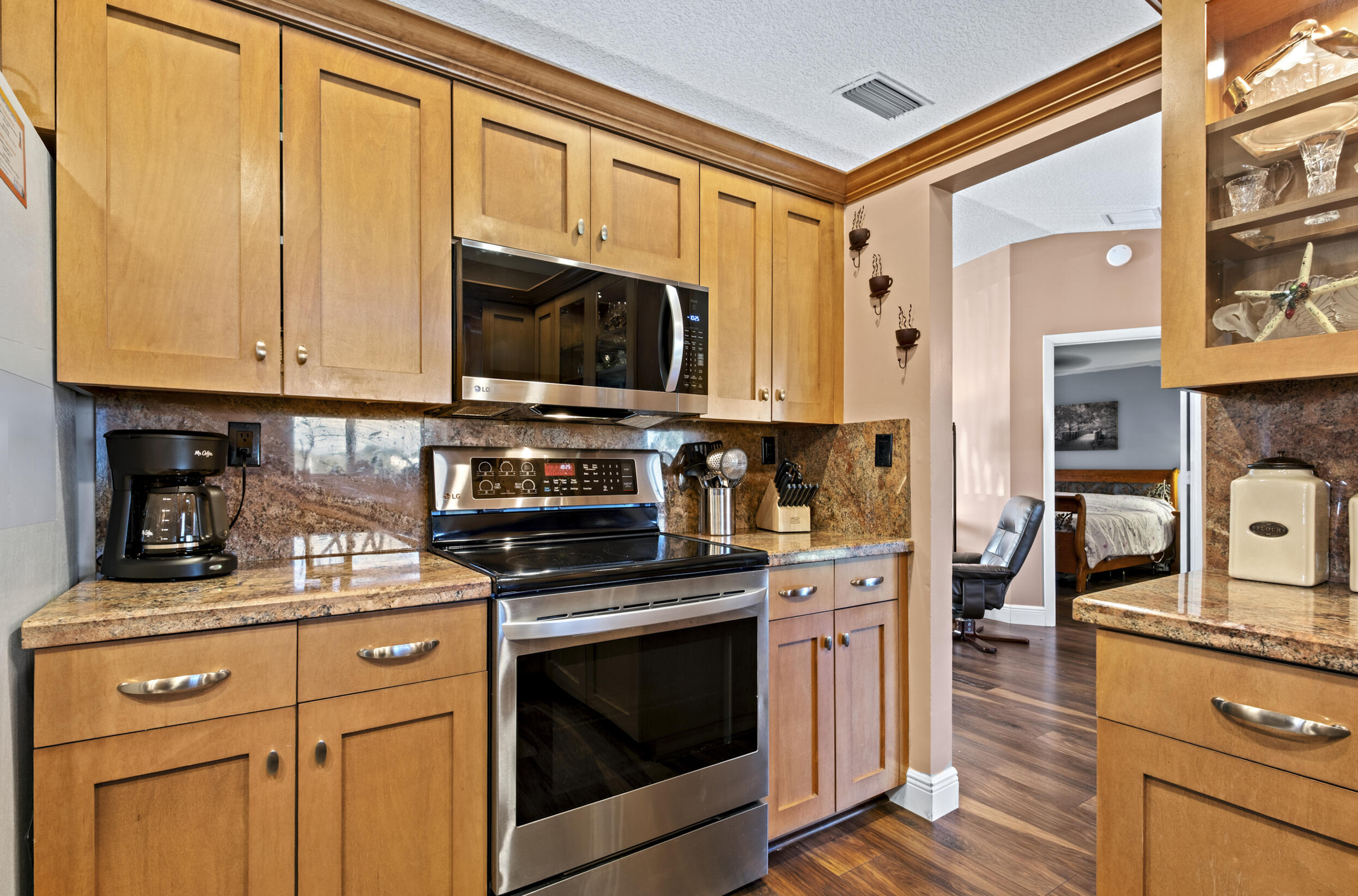 WILLOW CREEK - Residential