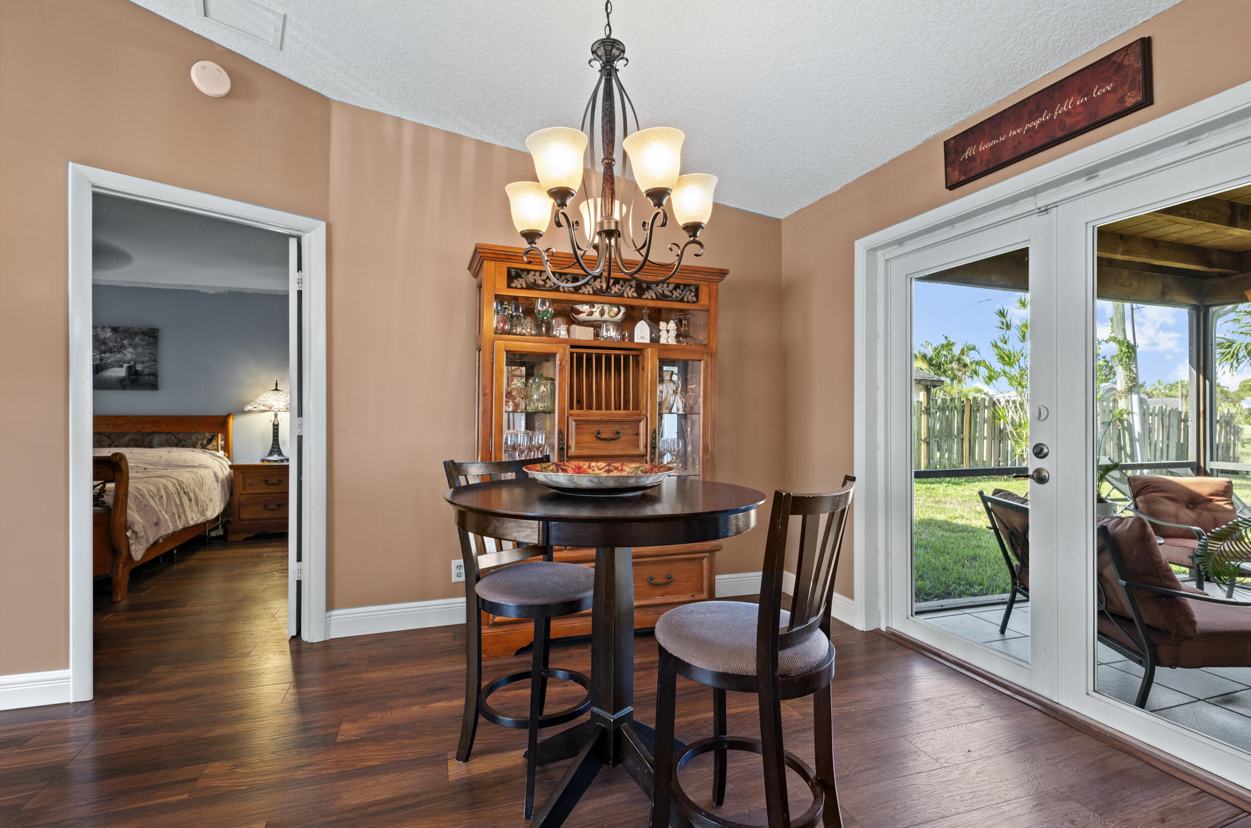 WILLOW CREEK - Residential