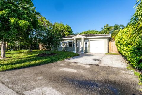 4581 NE 3rd Ave Fort Lauderdale FL 33334