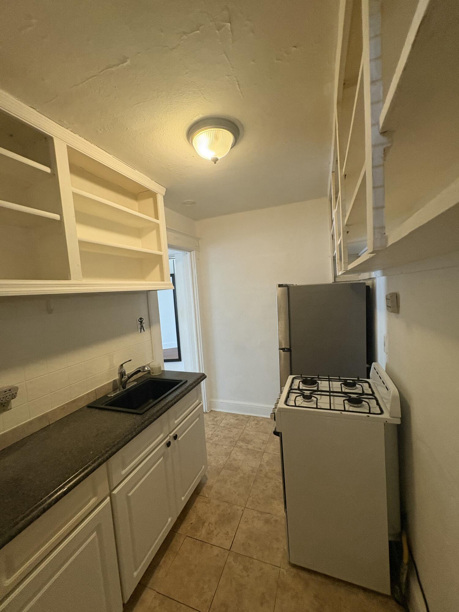 LAKE WORTH TOWN OF - Residential Income