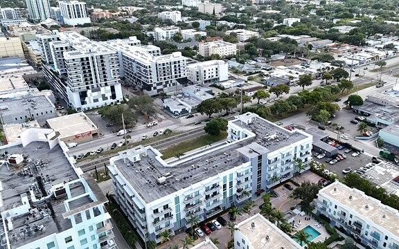 2100 Van Buren Street 215