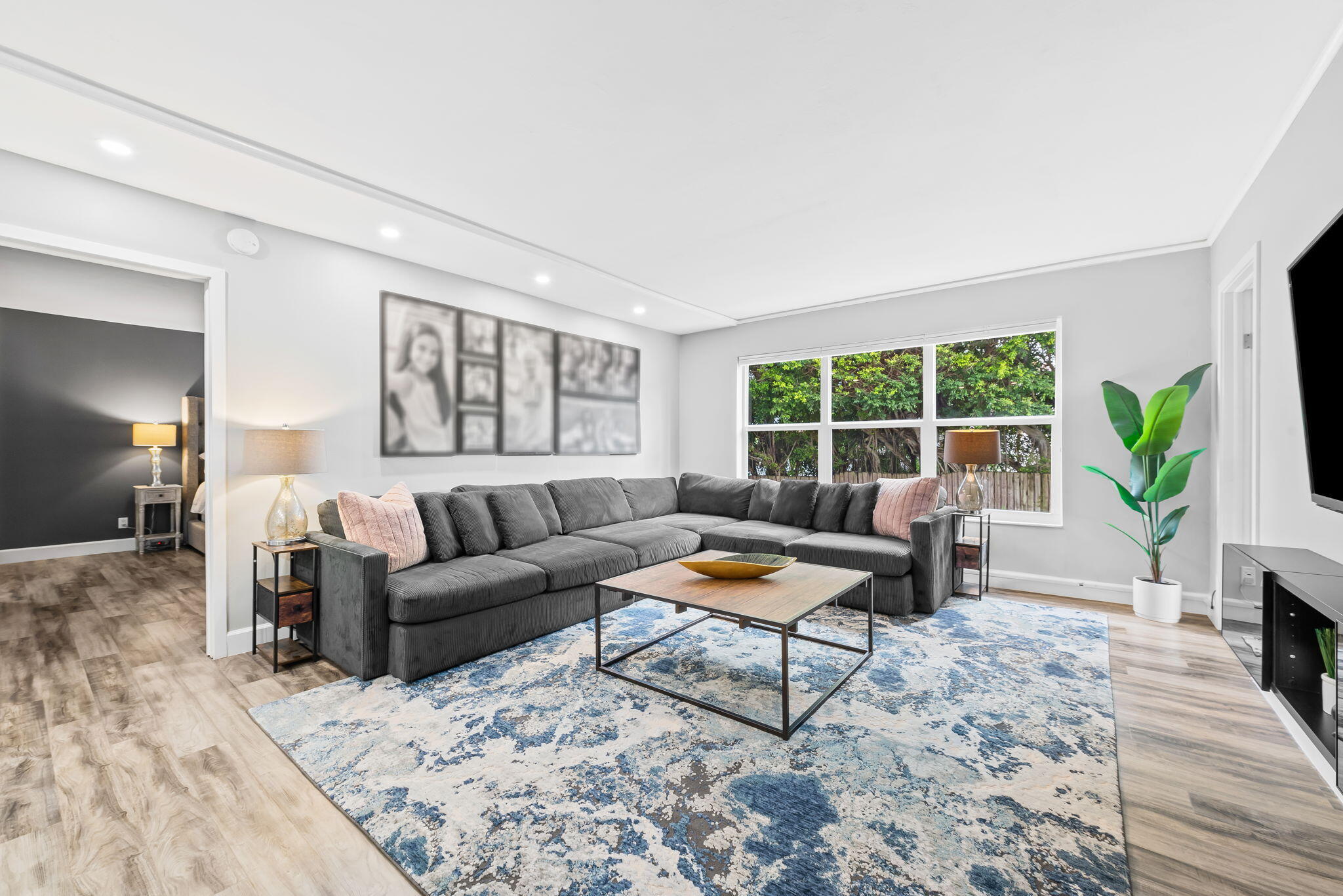 MIDDLE RIVER TOWER CONDO - Residential Lease