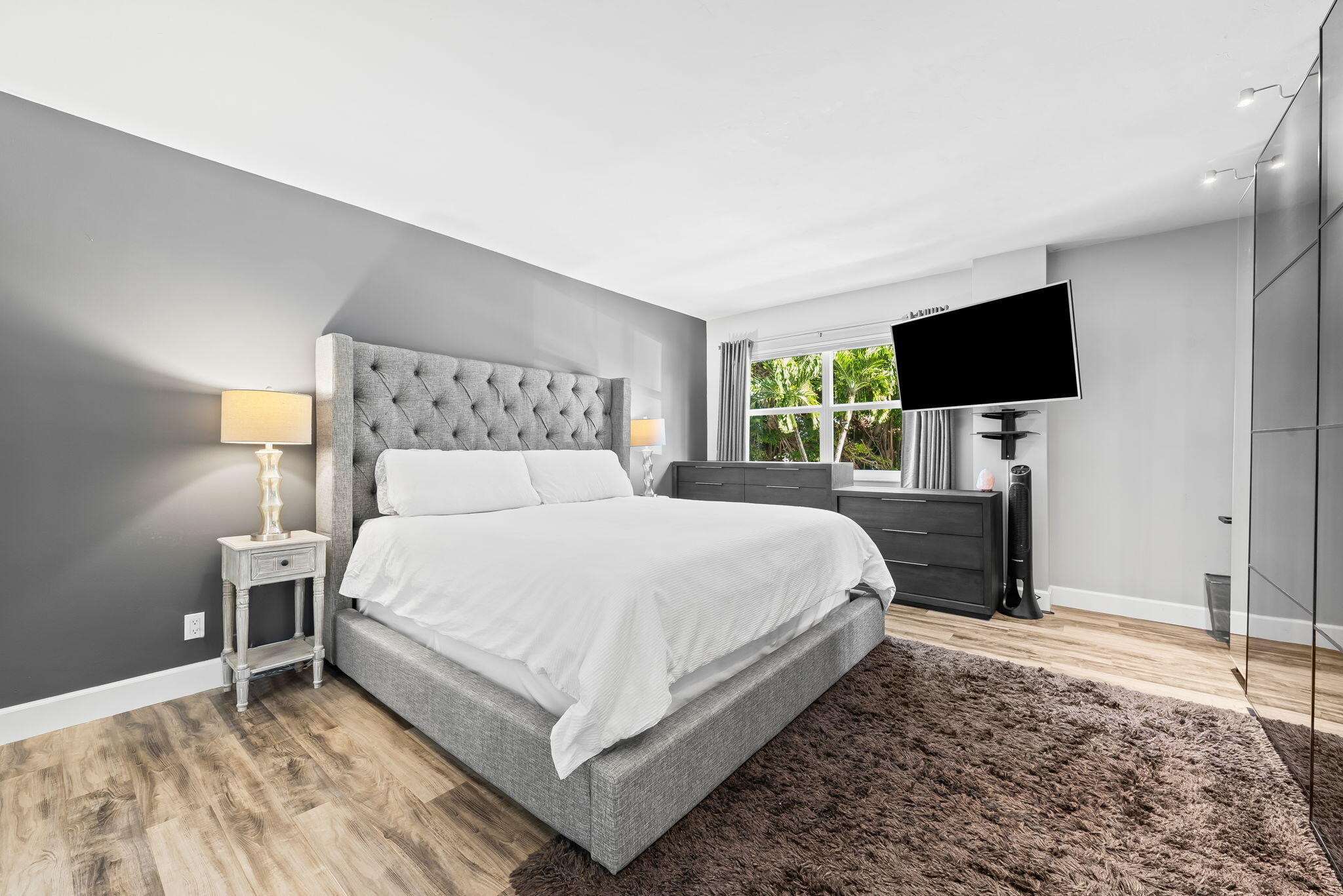 MIDDLE RIVER TOWER CONDO - Residential Lease