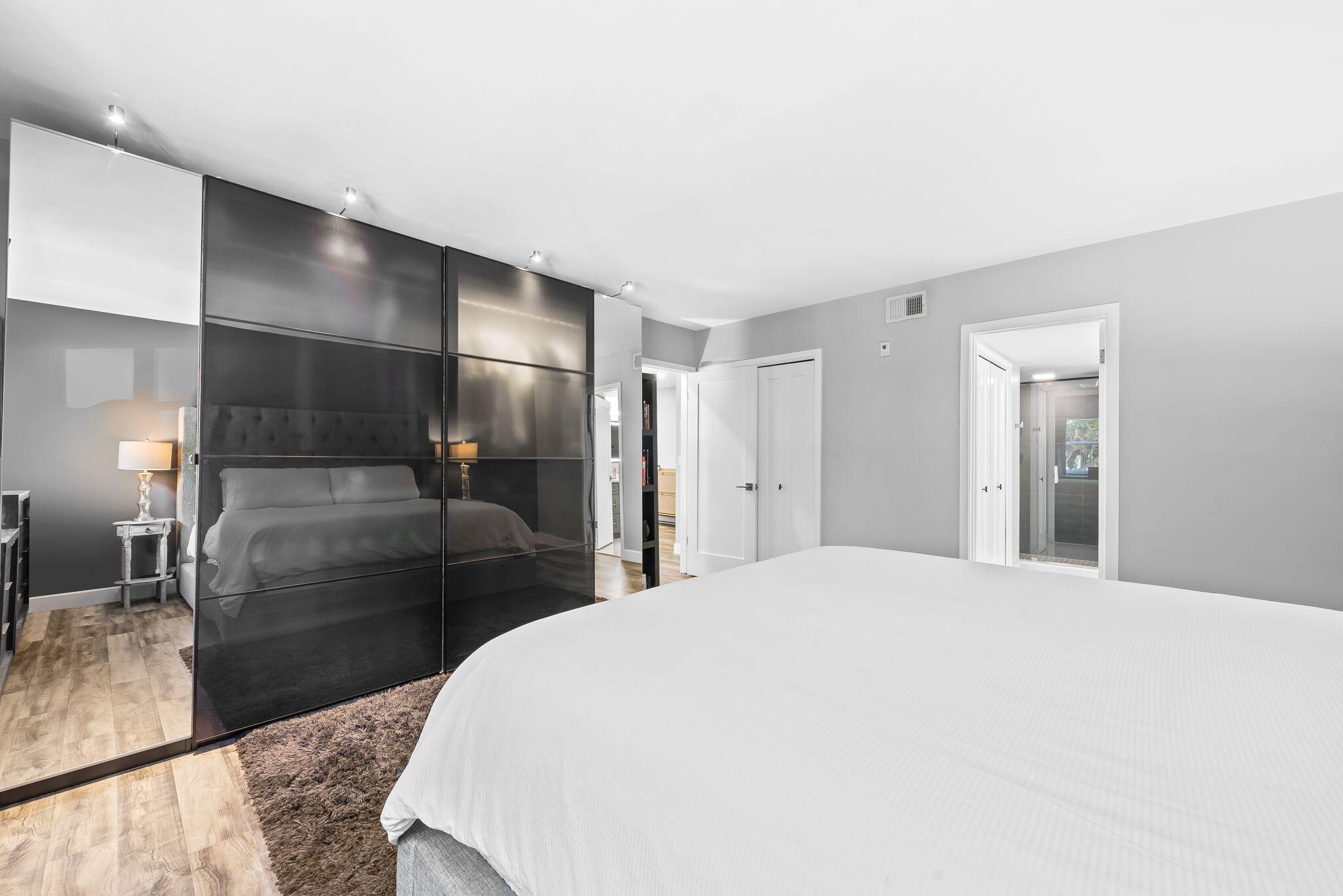 MIDDLE RIVER TOWER CONDO - Residential Lease