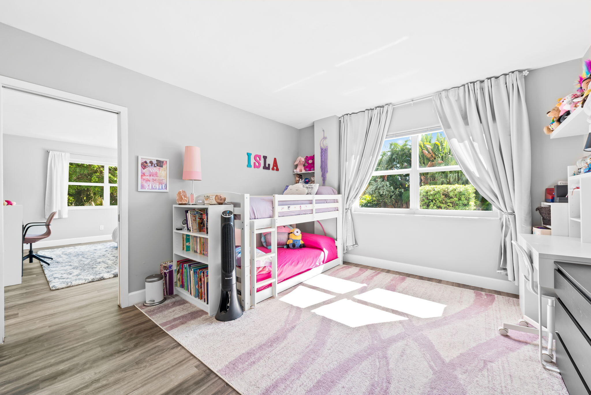 MIDDLE RIVER TOWER CONDO - Residential Lease