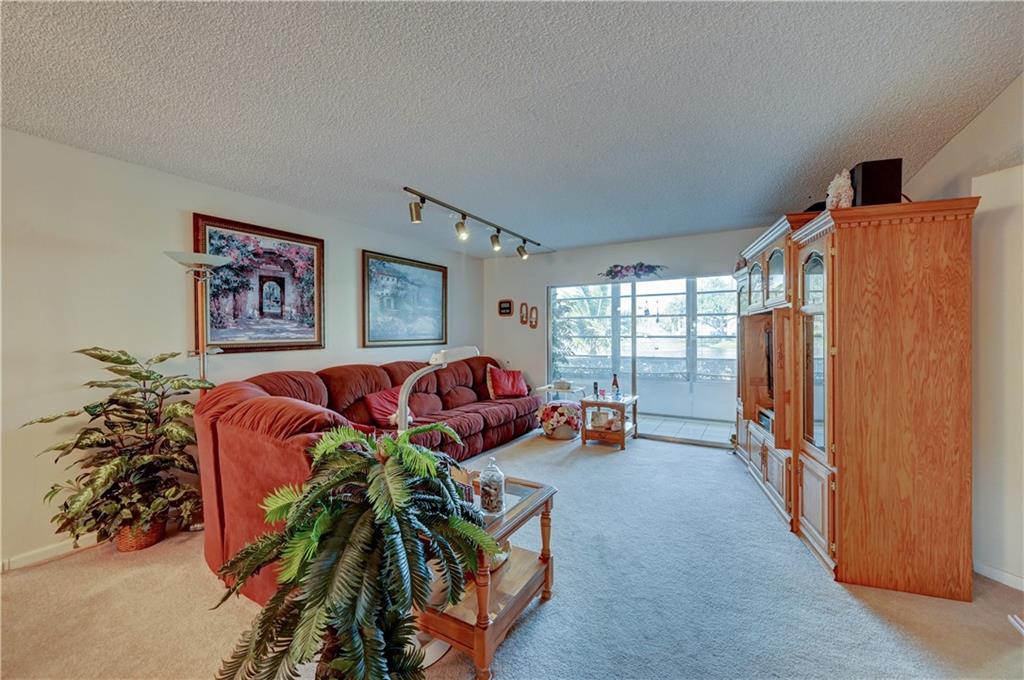 WYNMOOR VILLAGE - Residential
