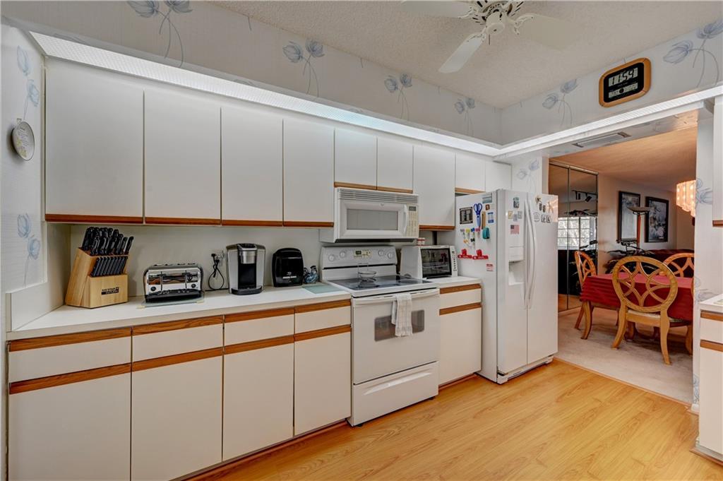 WYNMOOR VILLAGE - Residential