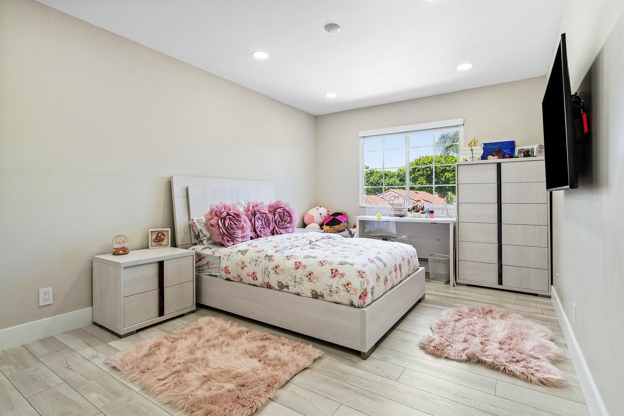 SANTA BARBARA - Residential