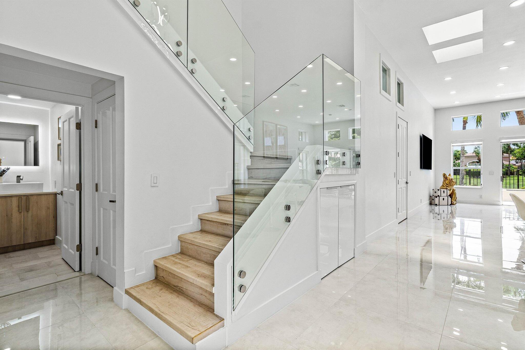 SANTA BARBARA - Residential