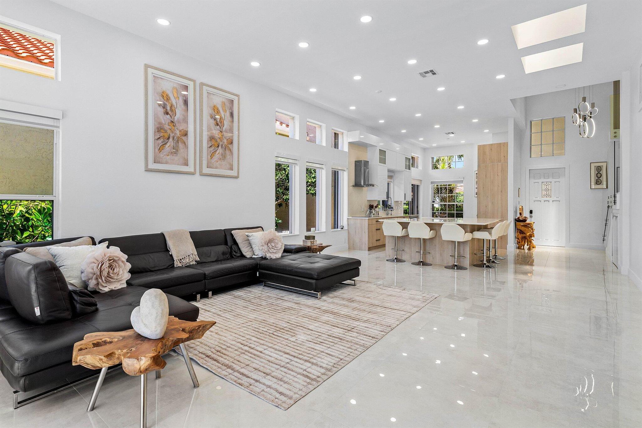 SANTA BARBARA - Residential