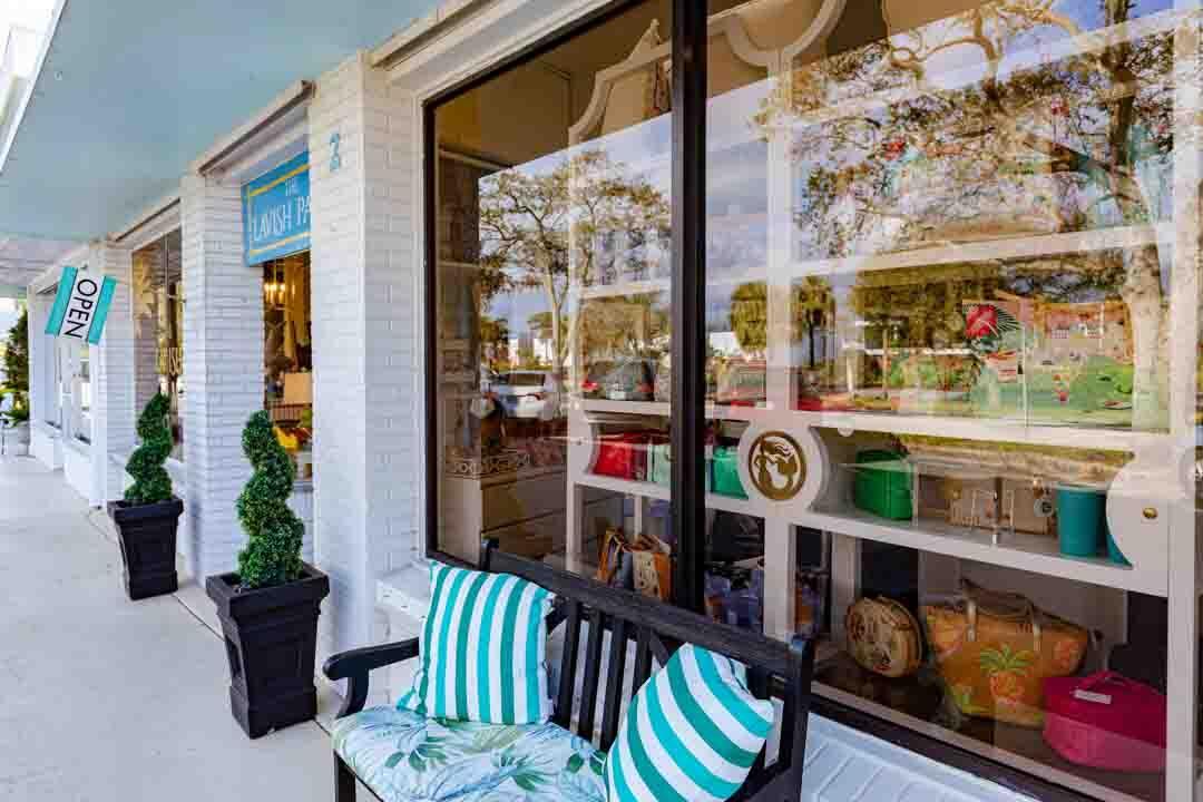 VILLAS OF HOBE SOUND COND - Residential