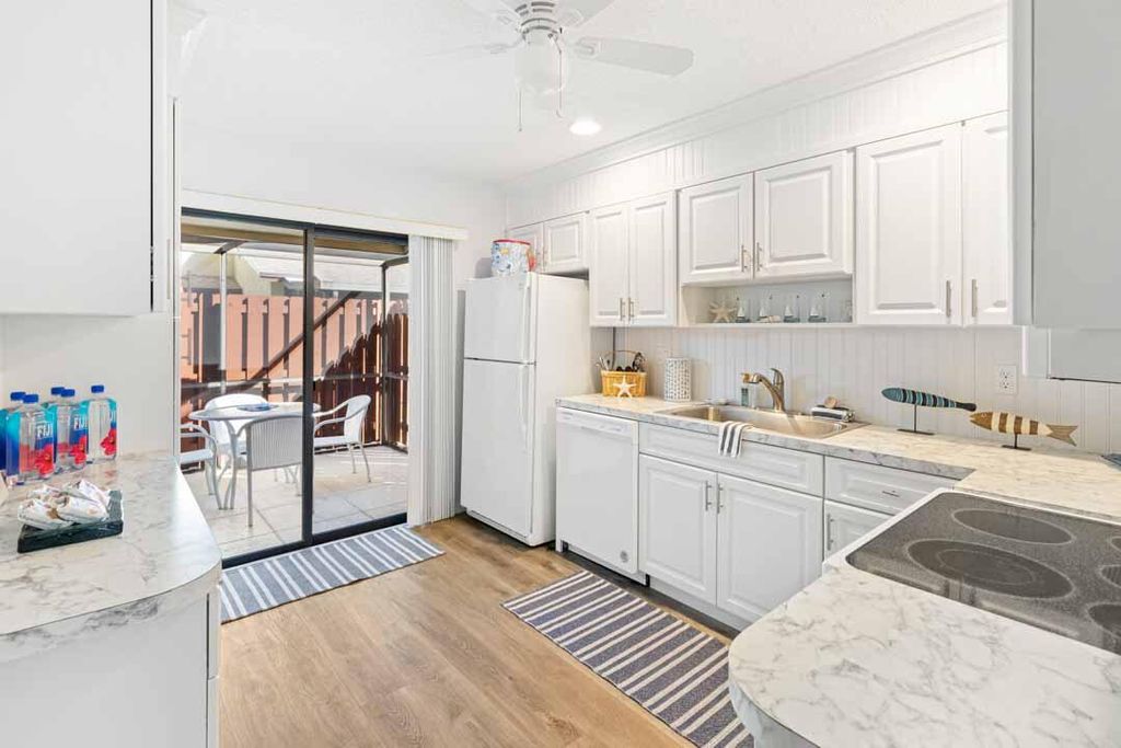 Photo of 8075 SE Villa Circle, Hobe Sound, FL 33455 (MLS # R11132331)