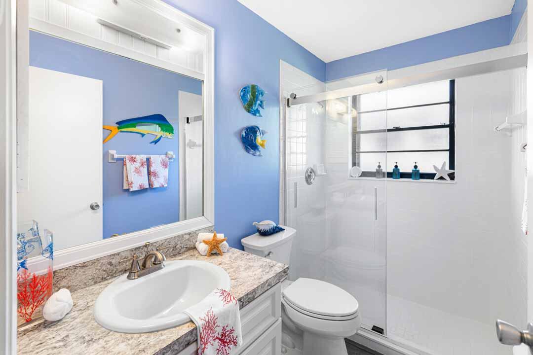 VILLAS OF HOBE SOUND COND - Residential