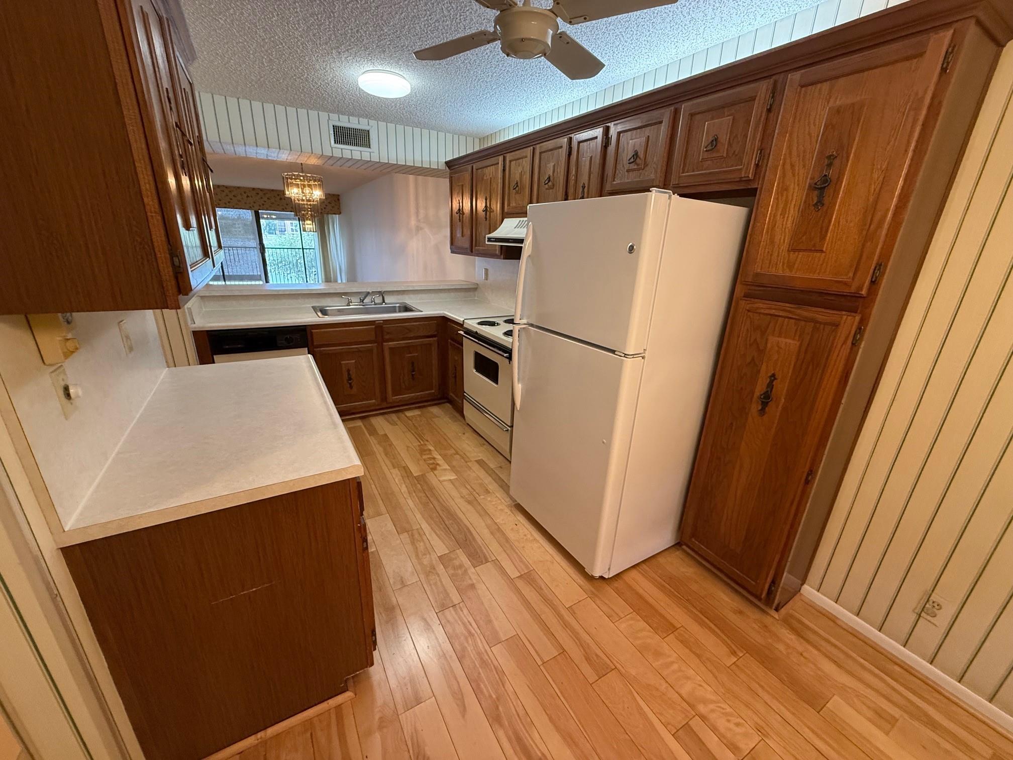 Coral Gate - Residential Lease