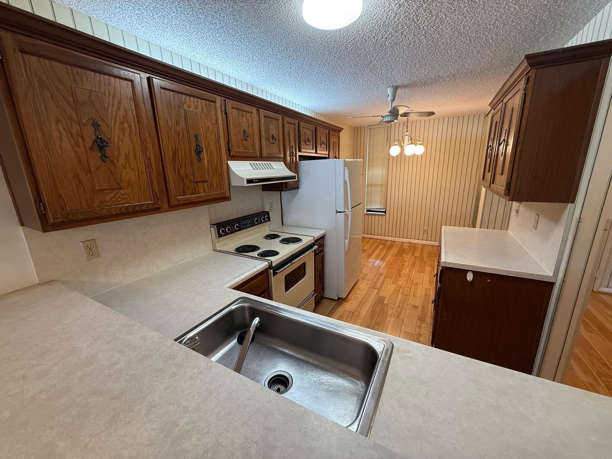 Coral Gate - Residential Lease