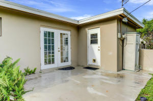 COUNTRY CLUB ACRES 5 - Residential