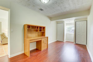 COUNTRY CLUB ACRES 5 - Residential