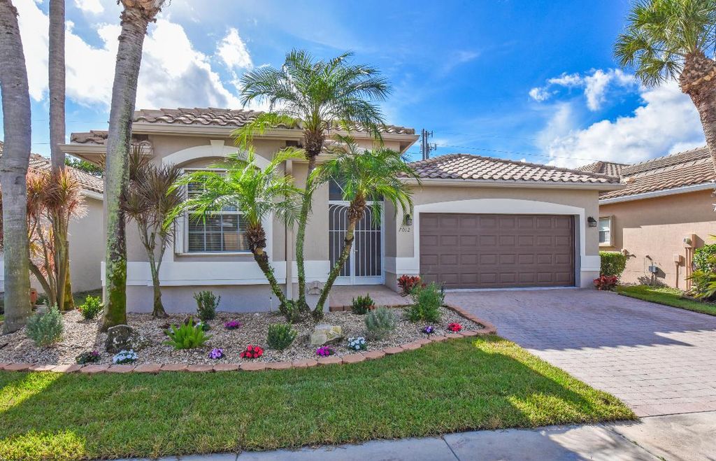 Photo of 7012 Trentino Way, Boynton Beach, FL 33472 (MLS # R11147863)