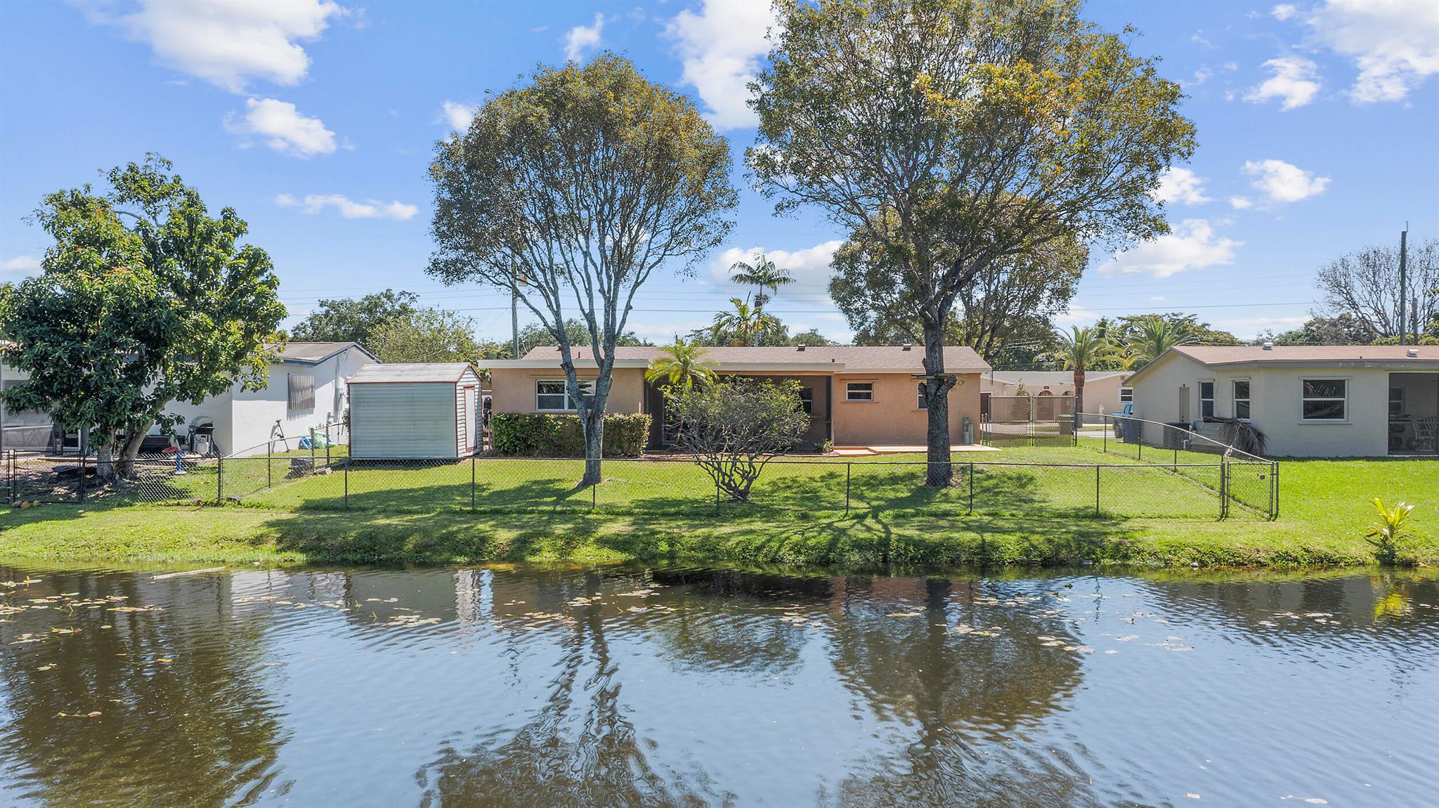 Cooper Colony's Newest Waterfront Gem!Welcome to this beautifully updated 3-bedroom, 2-bath home offering over 1,600 sq ft of comfortable living space under air. Filled with an abundance of natural light, this residence features an open and inviting layout designed for both relaxation and functionality.The modern kitchen was fully remodeled less than two years ago and is equipped with sleek stainless steel appliances. A brand-new roof (2023), a tankless water heater, and a nearly new A/C system provide peace of mind and energy efficiency.The spacious primary suite includes a luxurious walk-in shower and a generously sized bedroom. The updated guest bathroom features a rejuvenating jacuzzi tub for the perfect spa-like experience.Step outside to your private backyard oasis