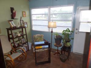 VILLAGE ROYALE - Residential