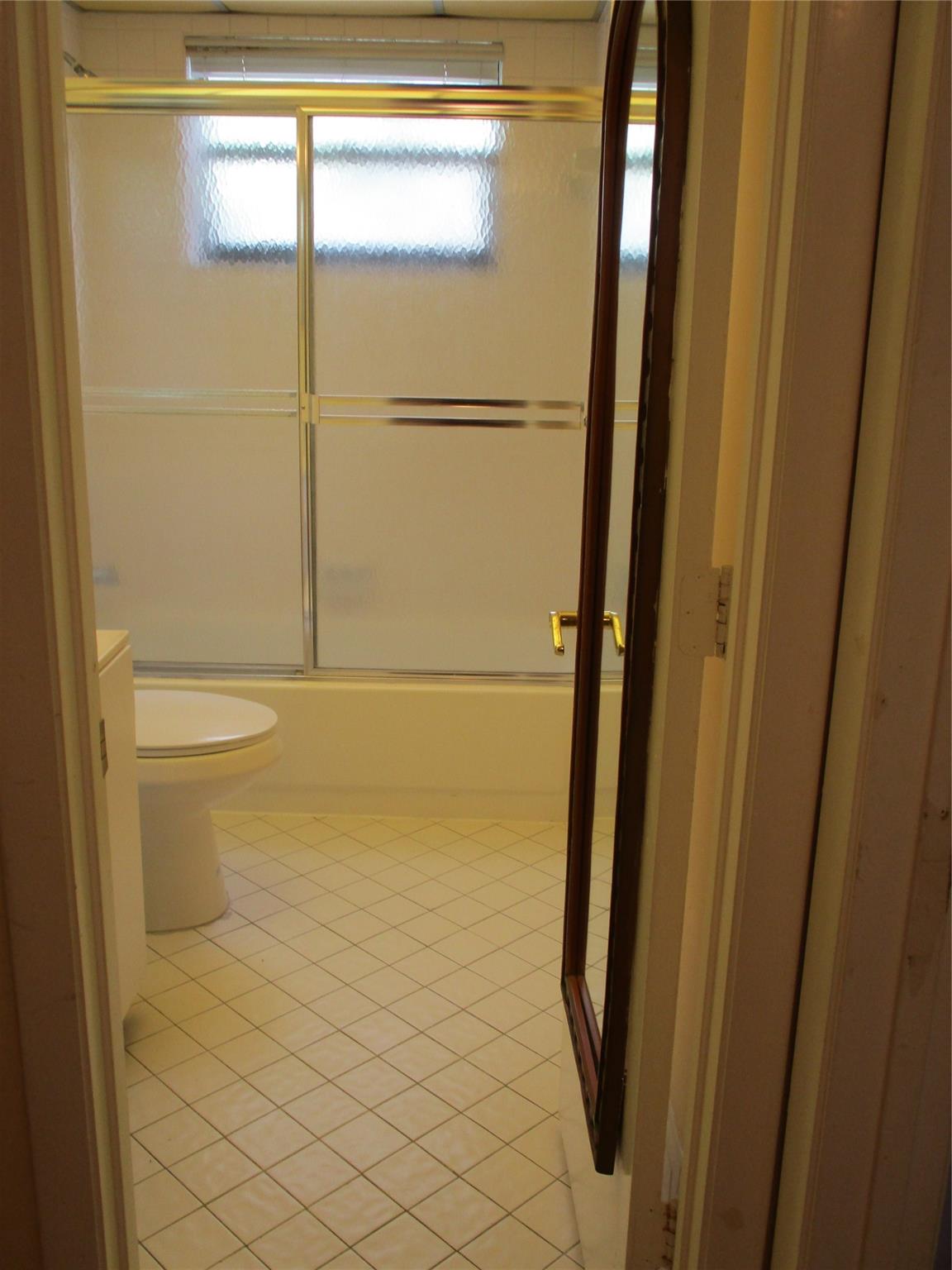 CONCORD VILLAGE - Residential Lease